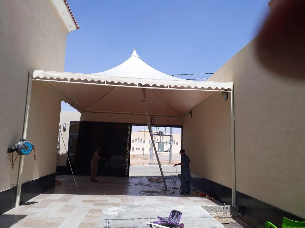 افضل تركيب مظلات هرمية في شمال الرياض وجميع مناطق المملكة 