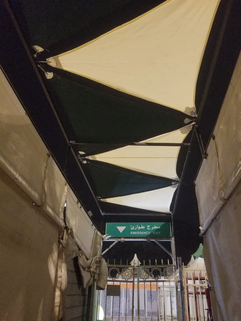 تركيب مظلات شد إنشائي للمدارس والحدائق بالرياض وشمالها 
