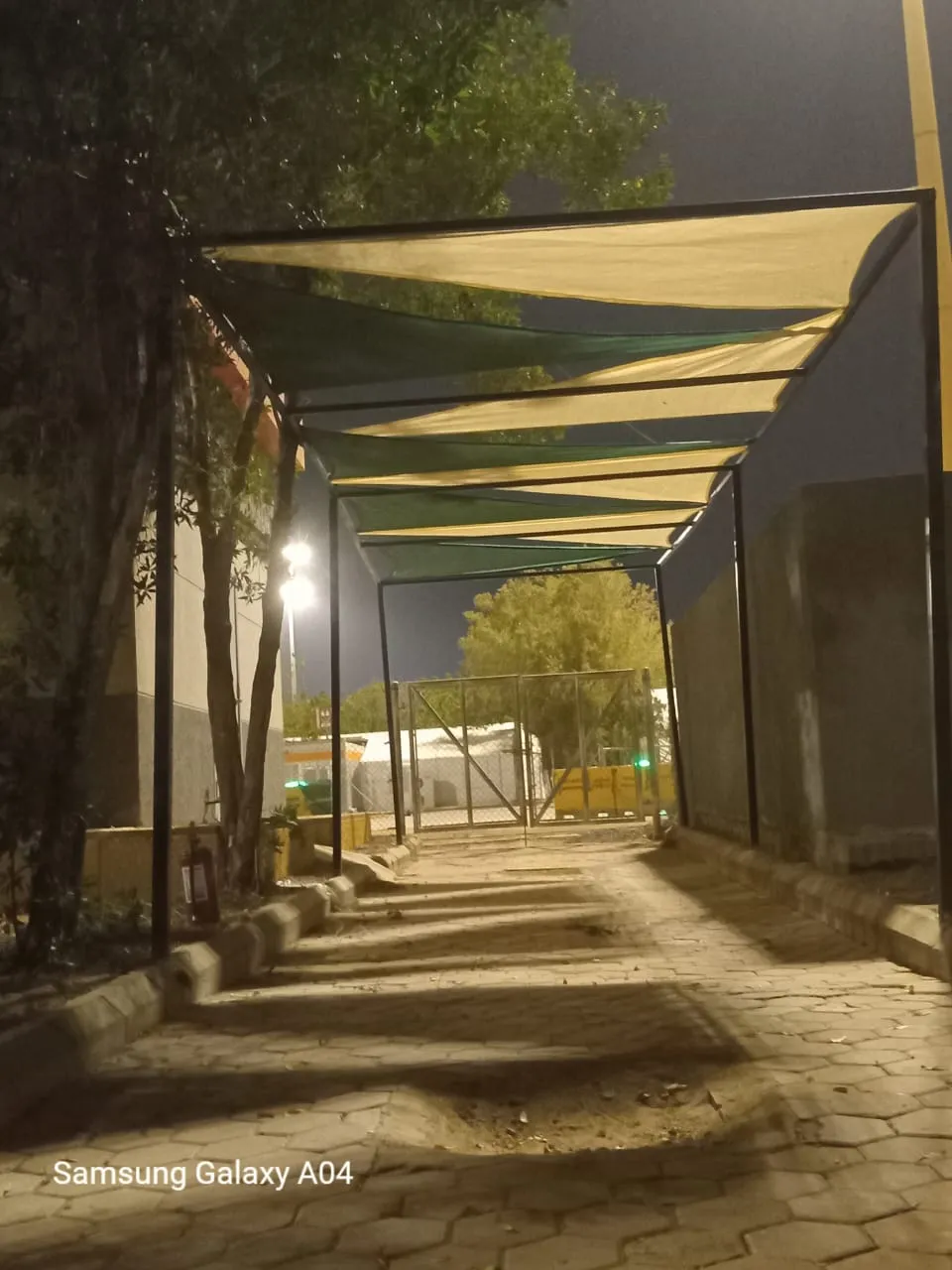 تركيب مظلات شد إنشائي للمدارس والحدائق بالرياض وشمالها 