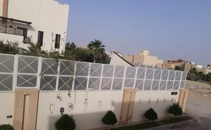 حداد لتركيب سواتر قص وتركيب سواتر ليزر شمال الرياض 