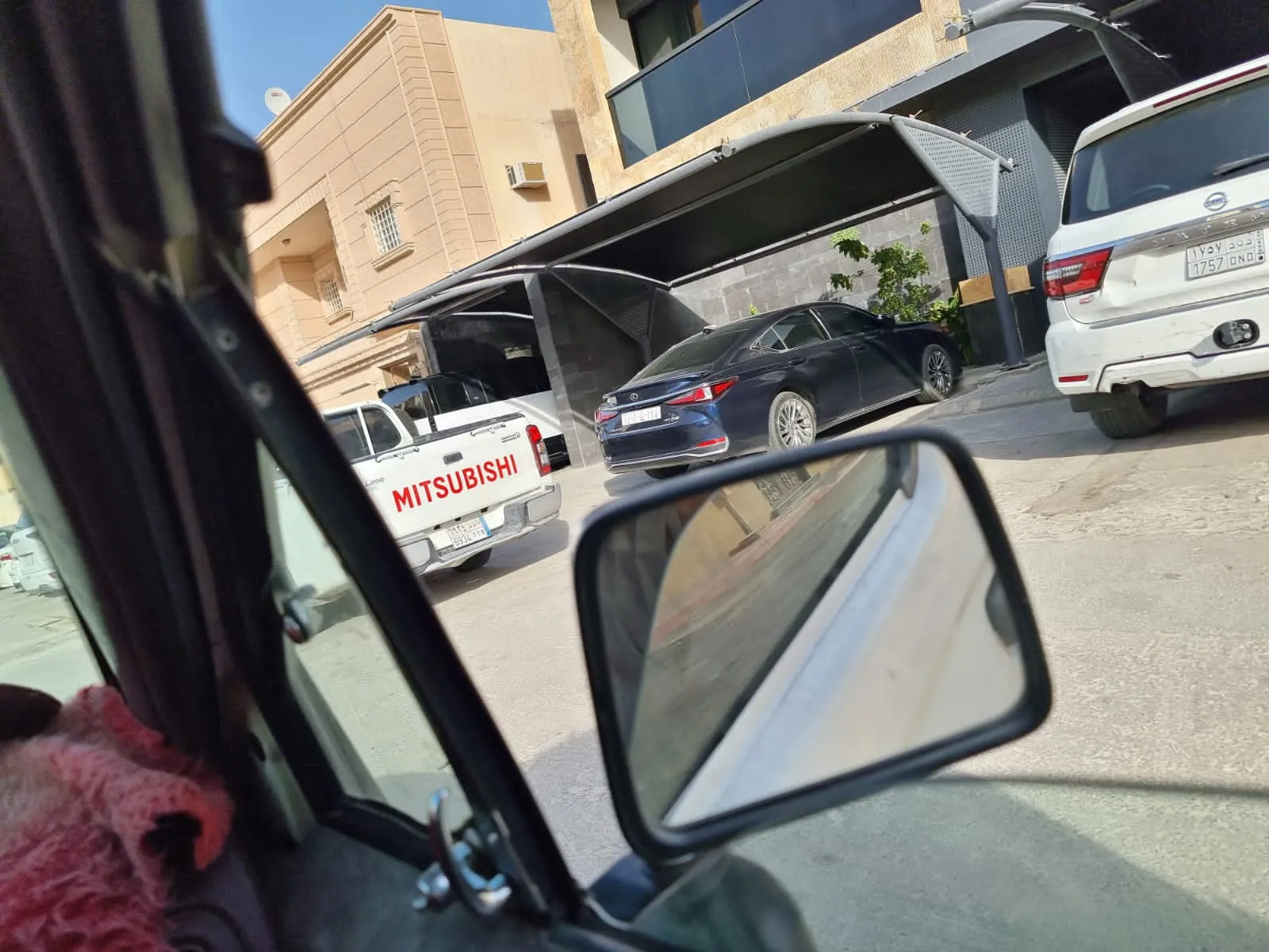 مظلات جلسات حي النرجس 