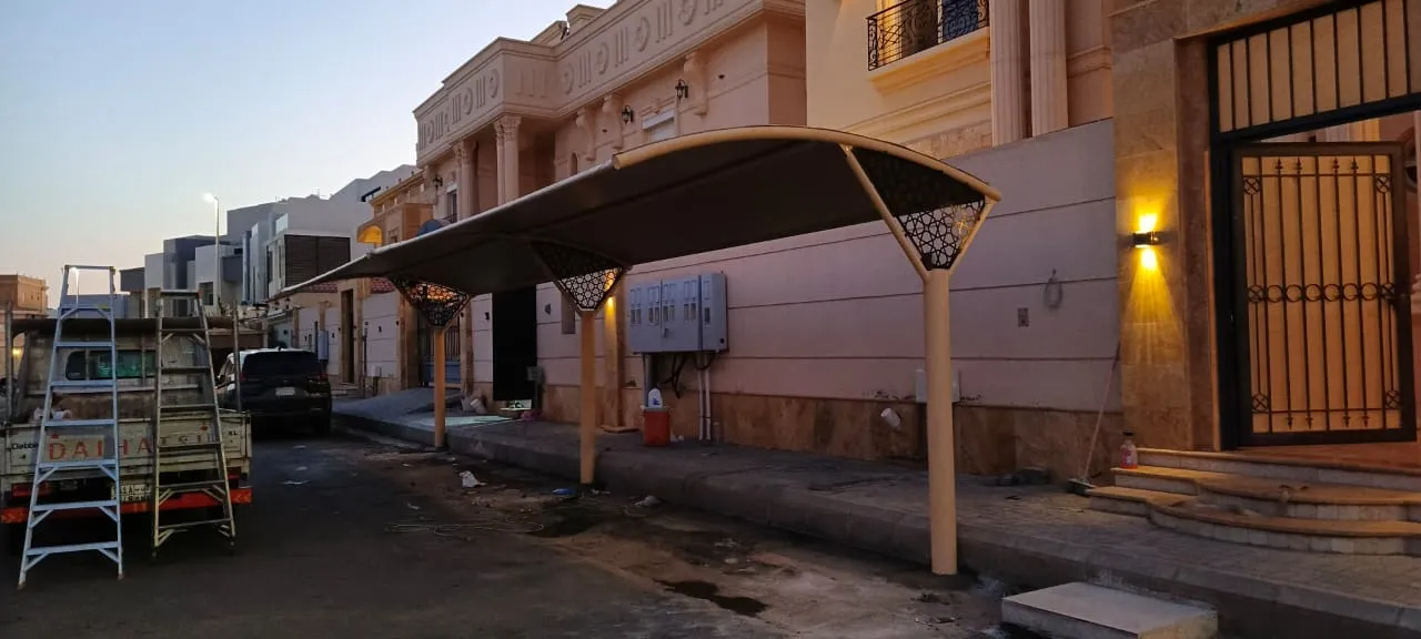 تركيب مظلات وسواتر في غرب الرياض 