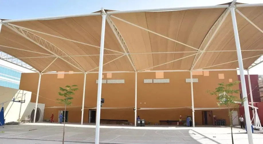 مظلات مدارس حي العليا والصحافة بالرياض 