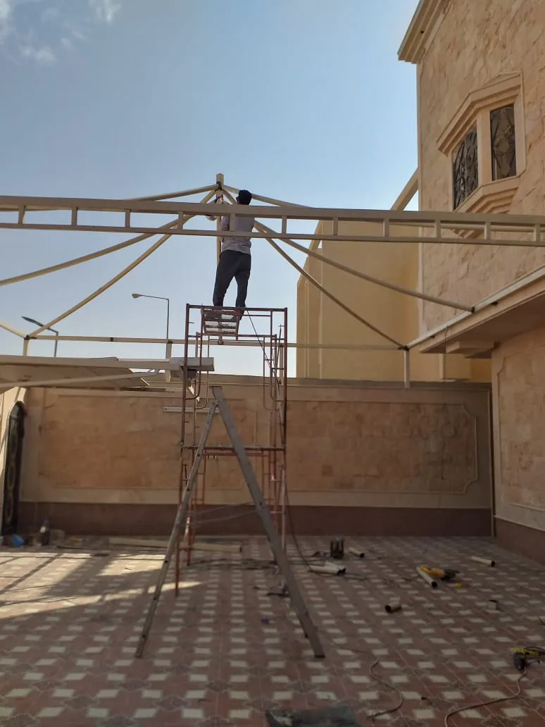 مظلات خارجية للمنازل في حي اشبيليا بالرياض 
